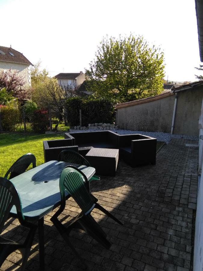 Comme Chez Vous Apartment Ruelle-sur-Touvre Exterior photo